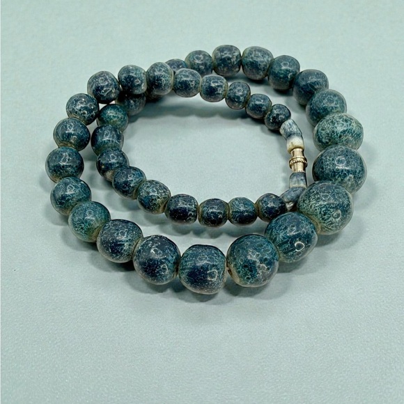 Vintage Blue Sponge Coral Graduated Necklace 16” Barrel Clasp 53.6g - Picture 11 of 17